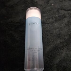 NWOB Laneige Essential Balancing Skin Refiner Light 200ml